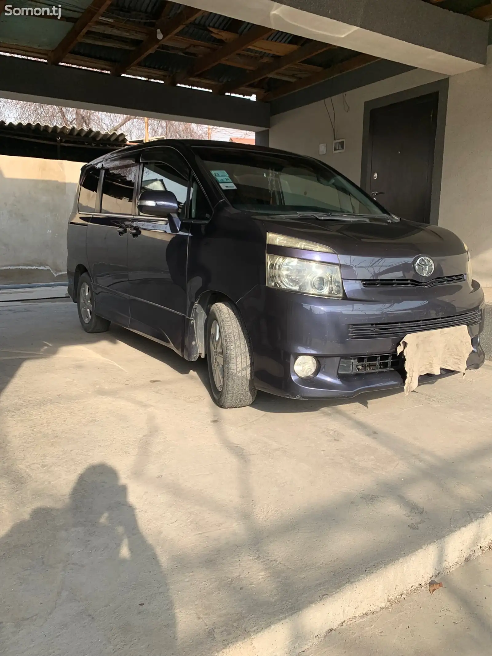 Toyota Voxy, 2009-1