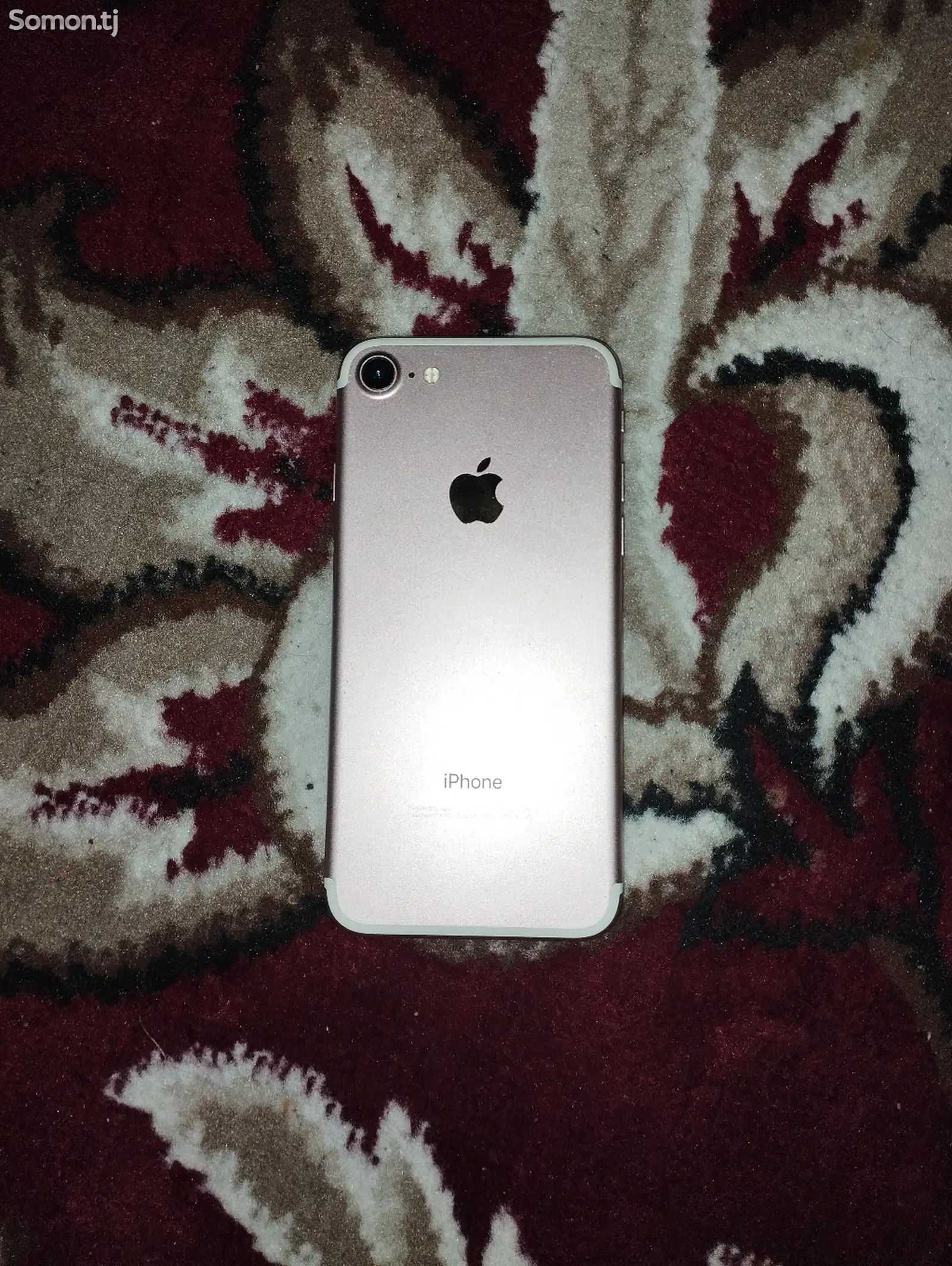 Apple iPhone 7, 32 gb-1