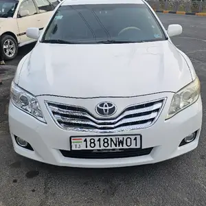 Toyota Camry, 2011