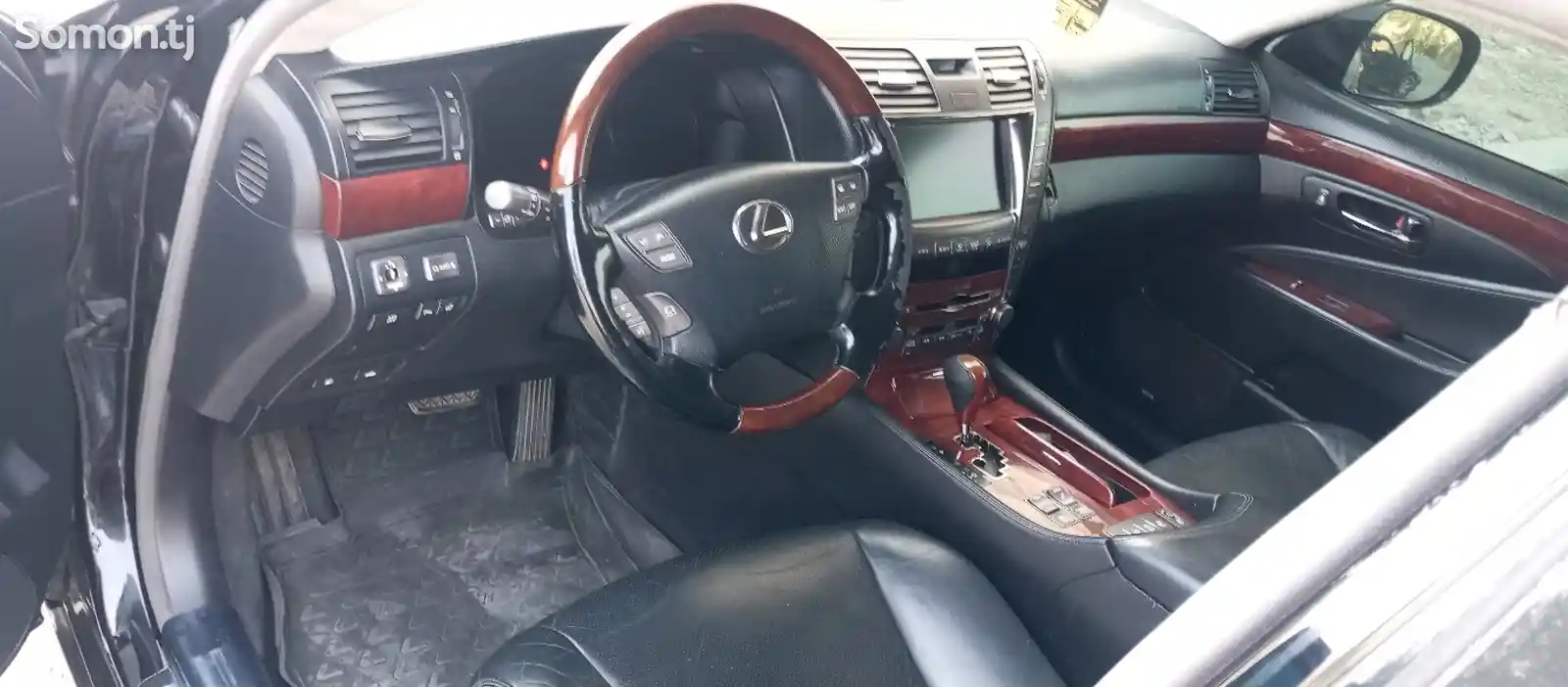 Lexus LS series, 2010-6