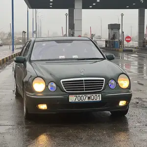 Mercedes-Benz E class, 2000