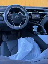 Toyota Camry, 2019-7