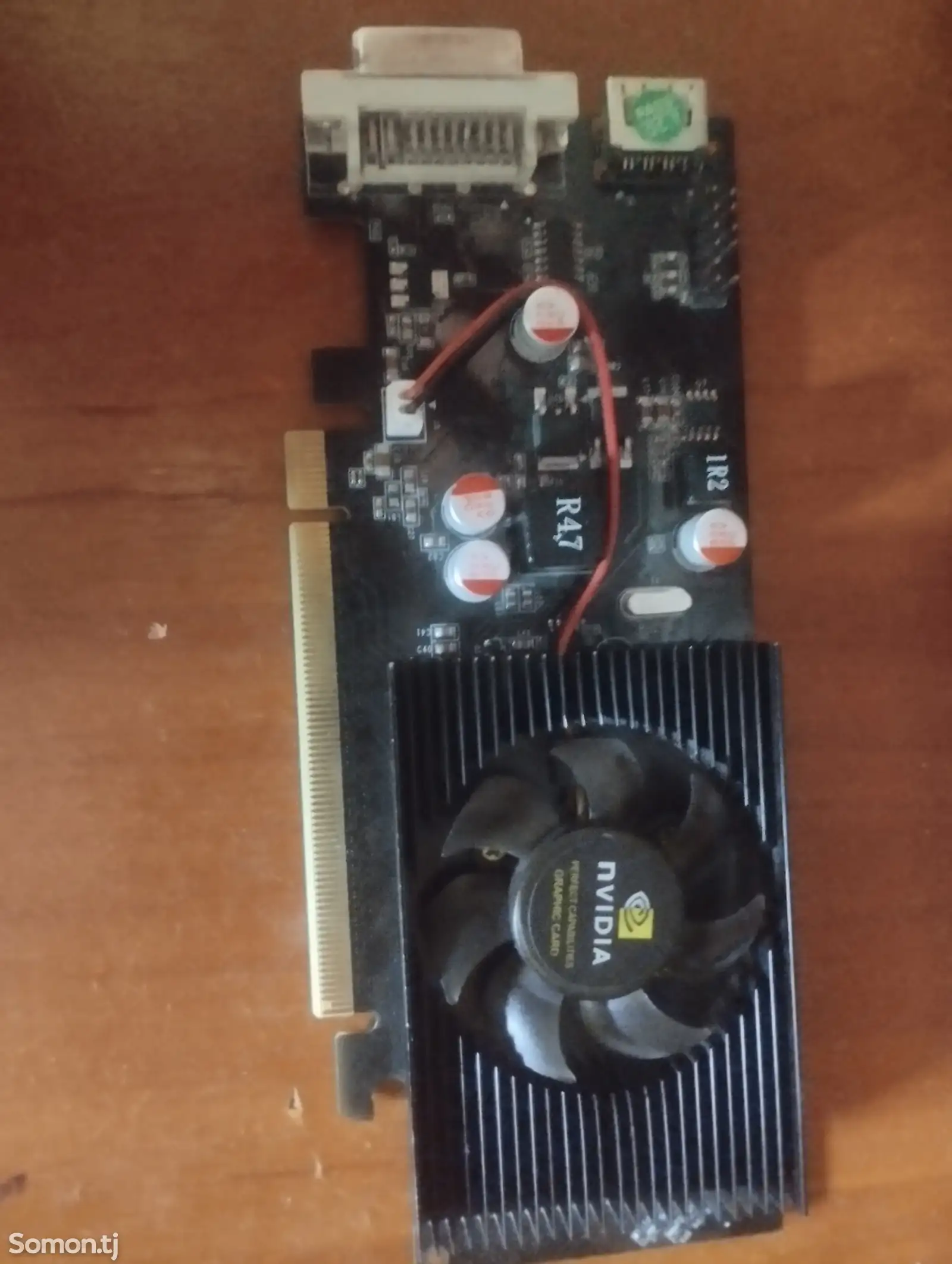 Видеокарта GeForce-GT210-Graphic-1