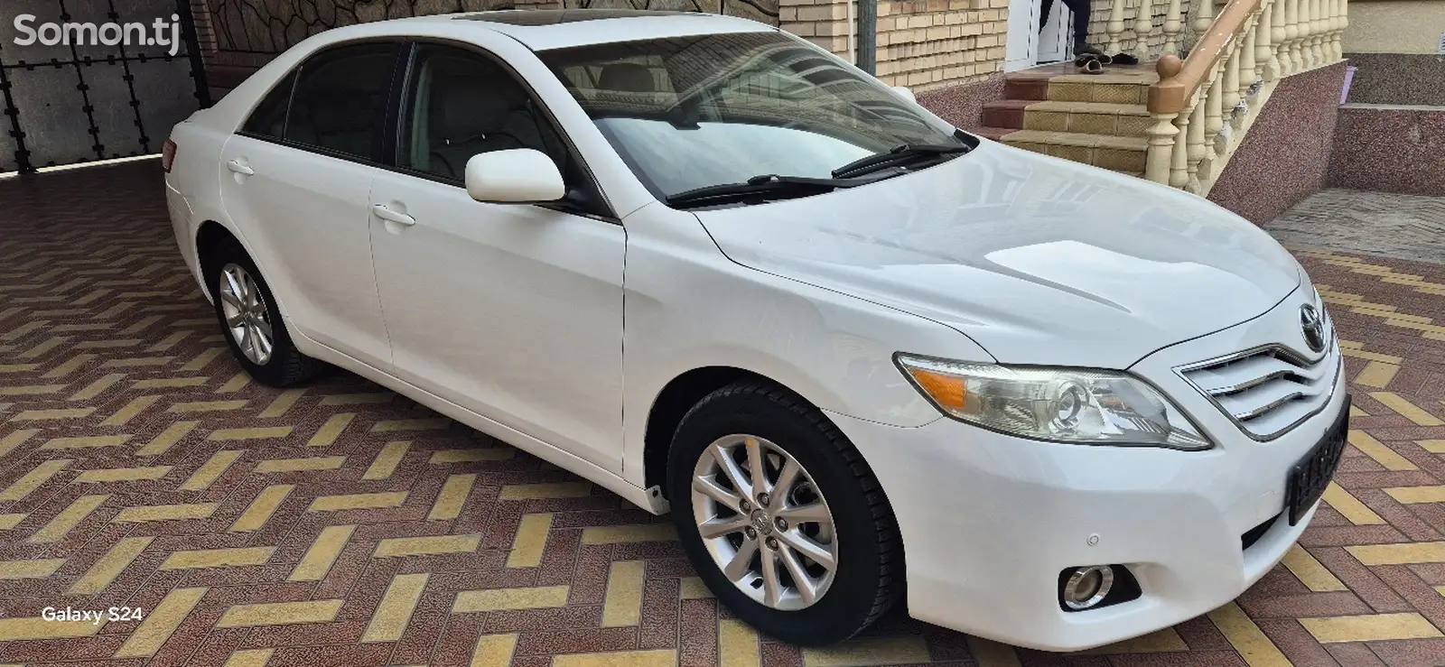 Toyota Camry, 2011-1