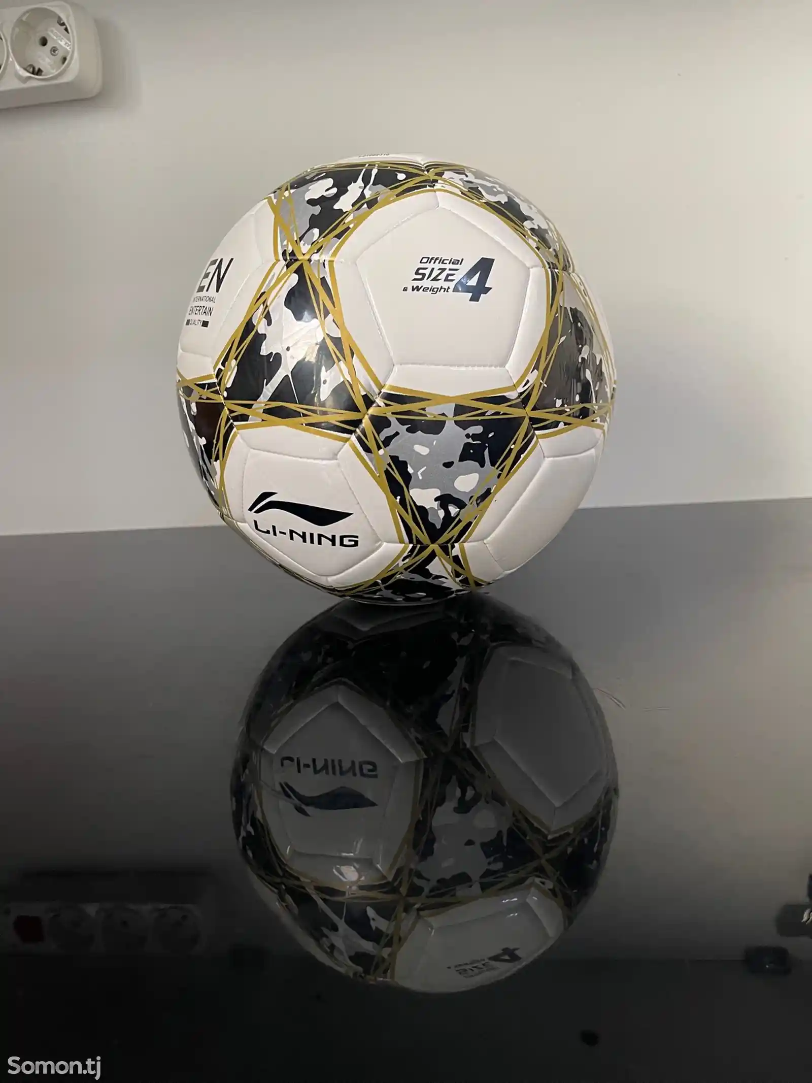 Футбольный мяч из фирмы Li-Ning-3