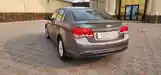 Chevrolet Cruze, 2010-6