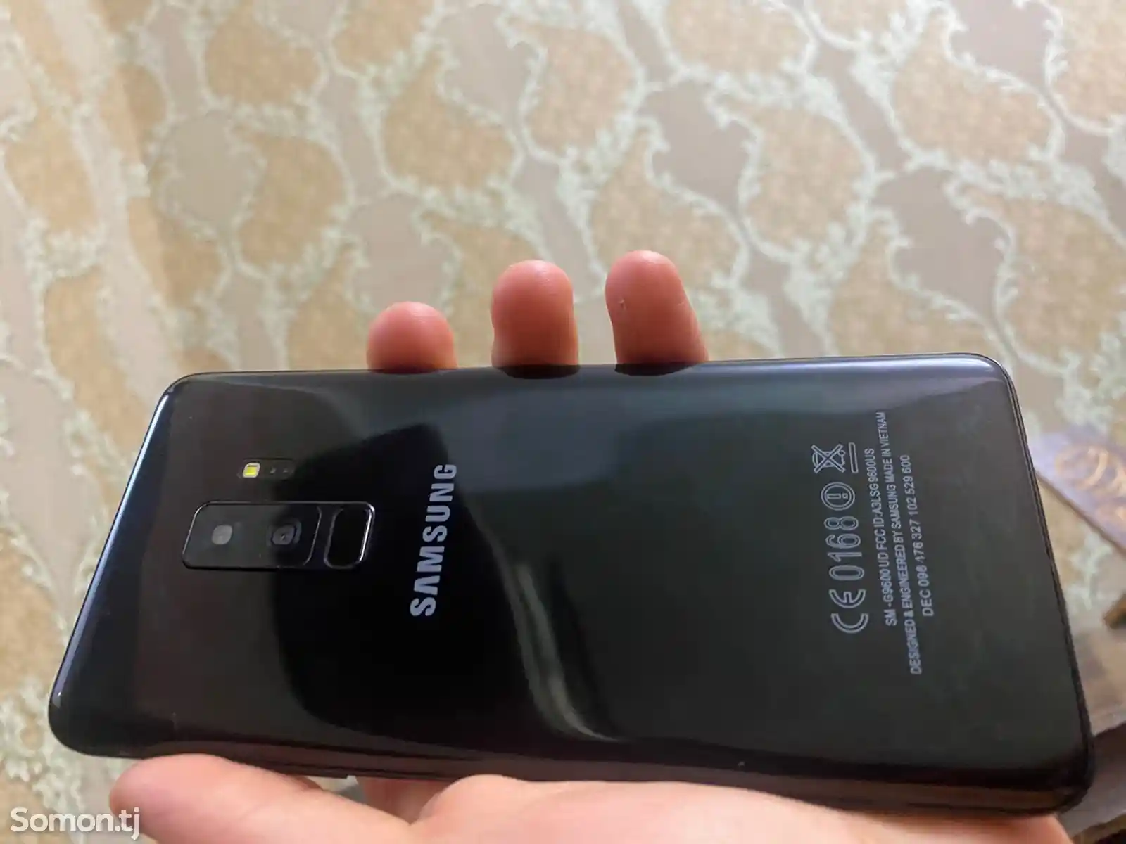 Samsung Galaxy S9 Plus-2