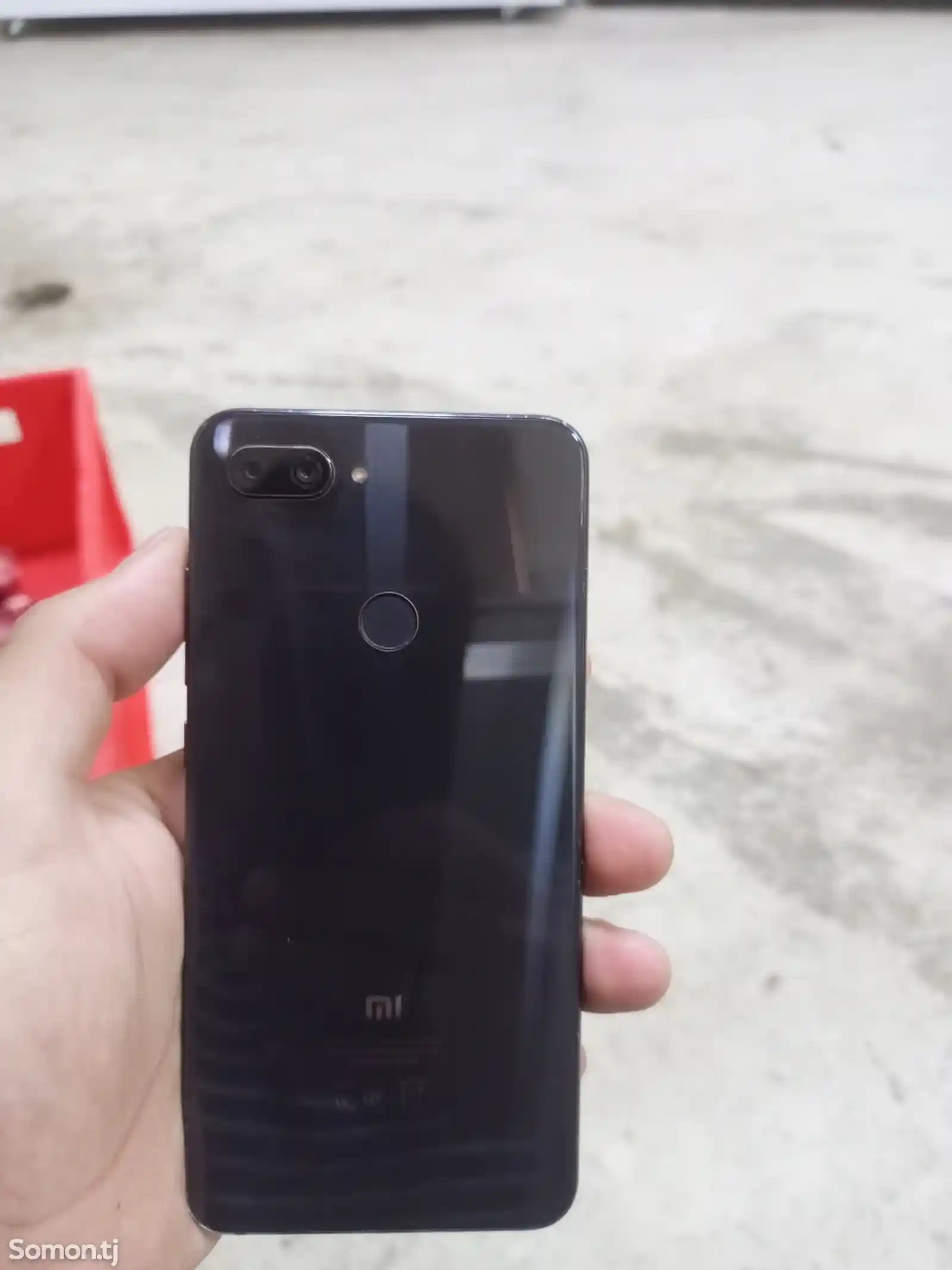 Xiaomi Mi 8 Lite-2