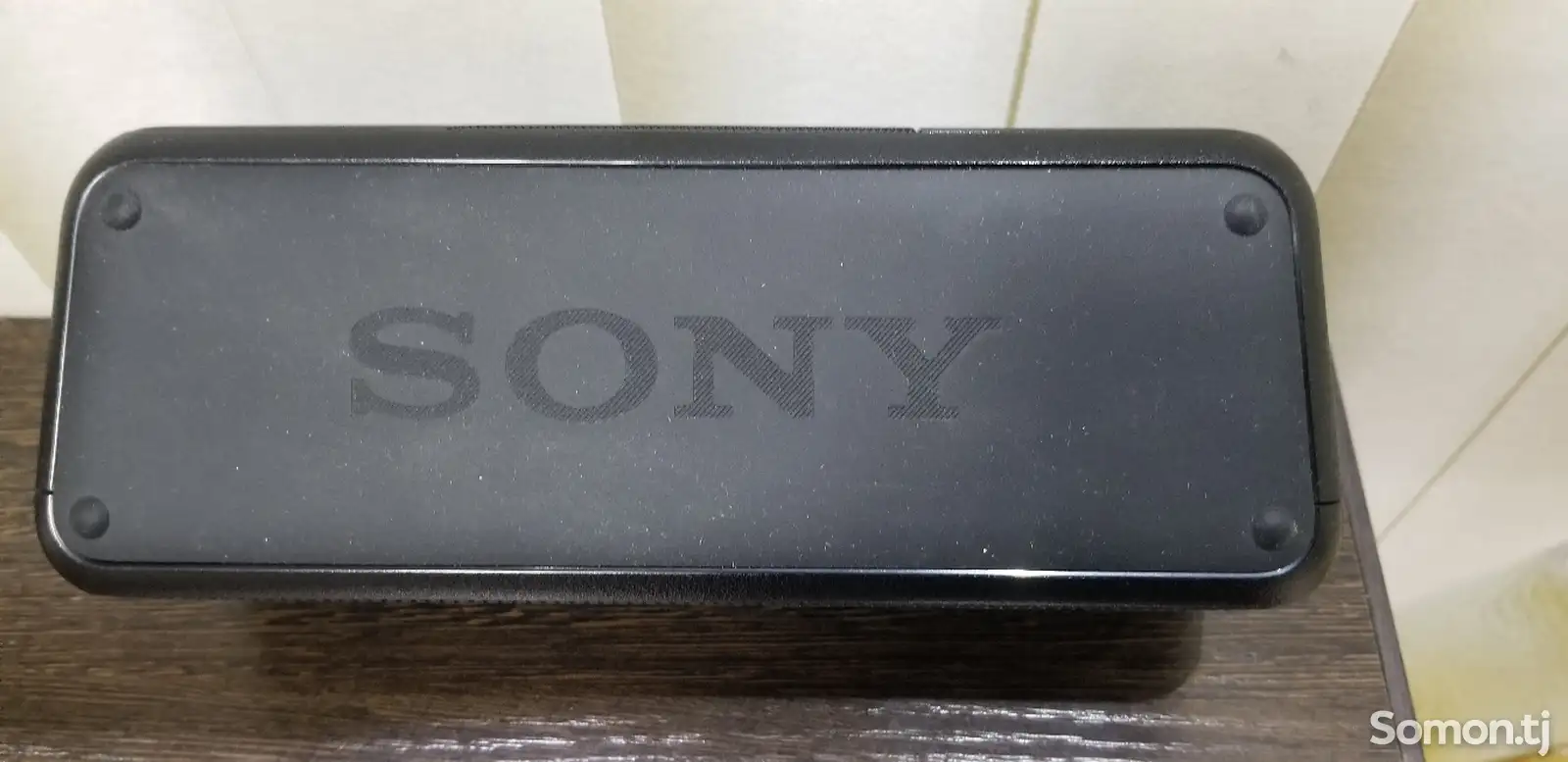 Портативная колонка Sony-1