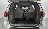 Kia Carnival, 2016-15