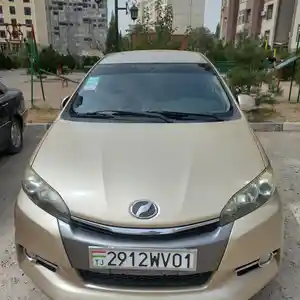 Toyota Wish, 2014