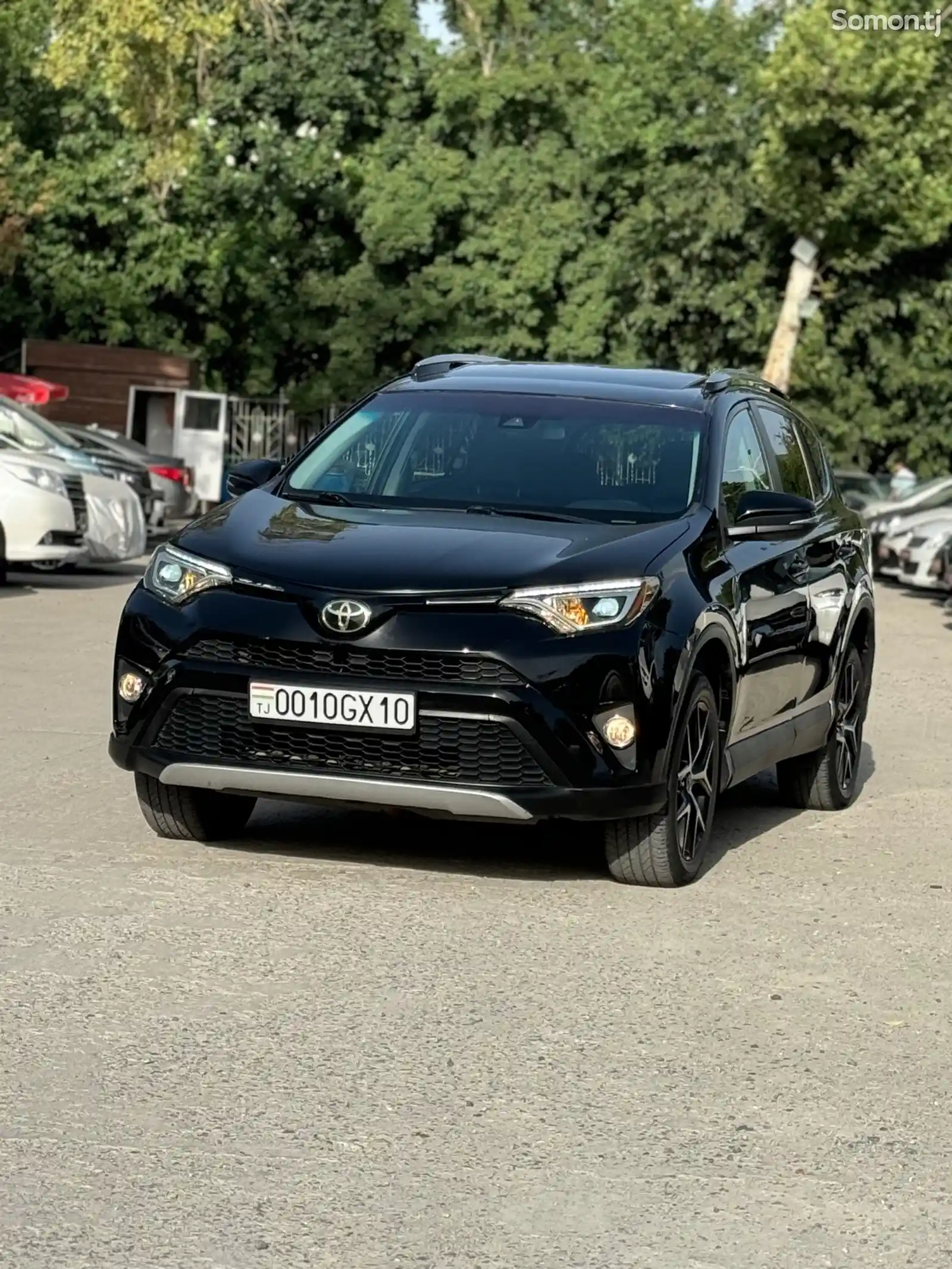 Toyota RAV 4, 2017-1