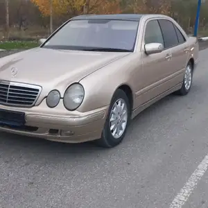 Mercedes-Benz E class, 2001