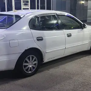 Daewoo Leganza, 1999