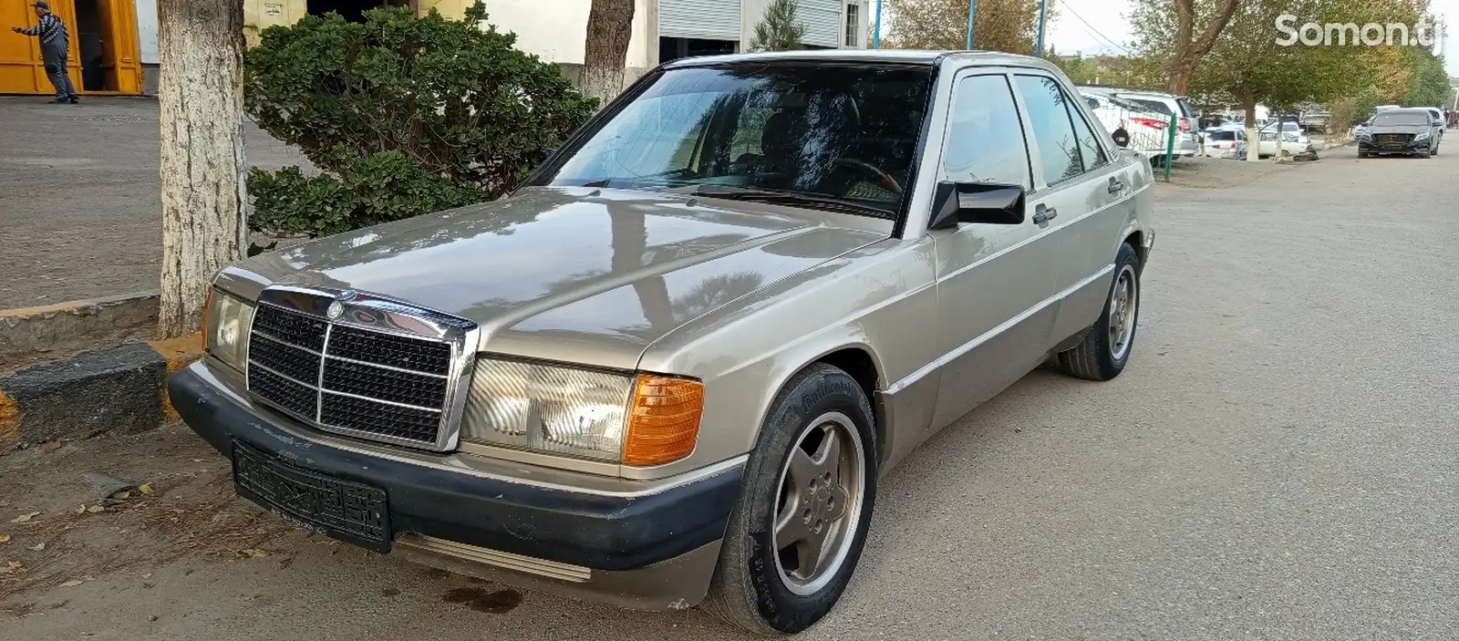 Mercedes-Benz W201, 1990-2