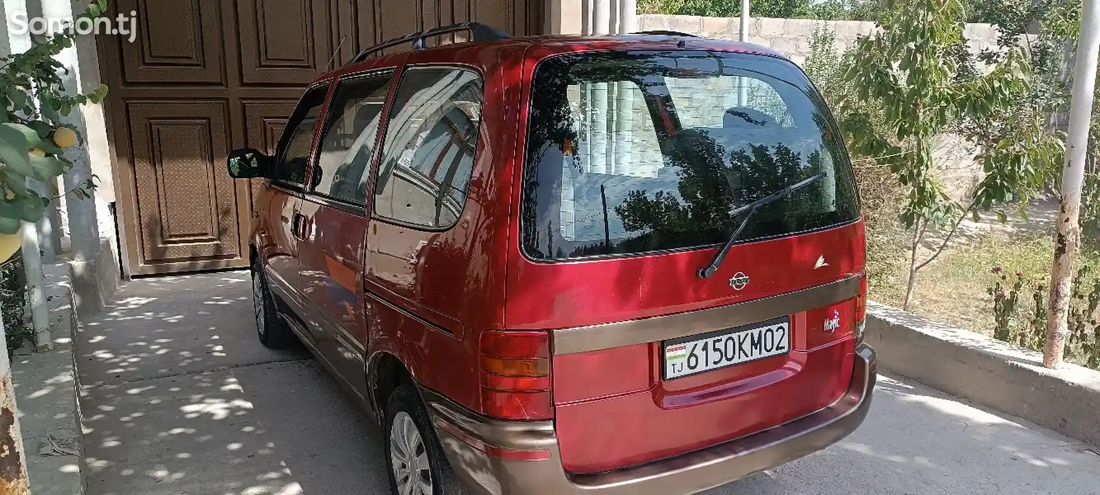 Nissan Serena, 2000-1