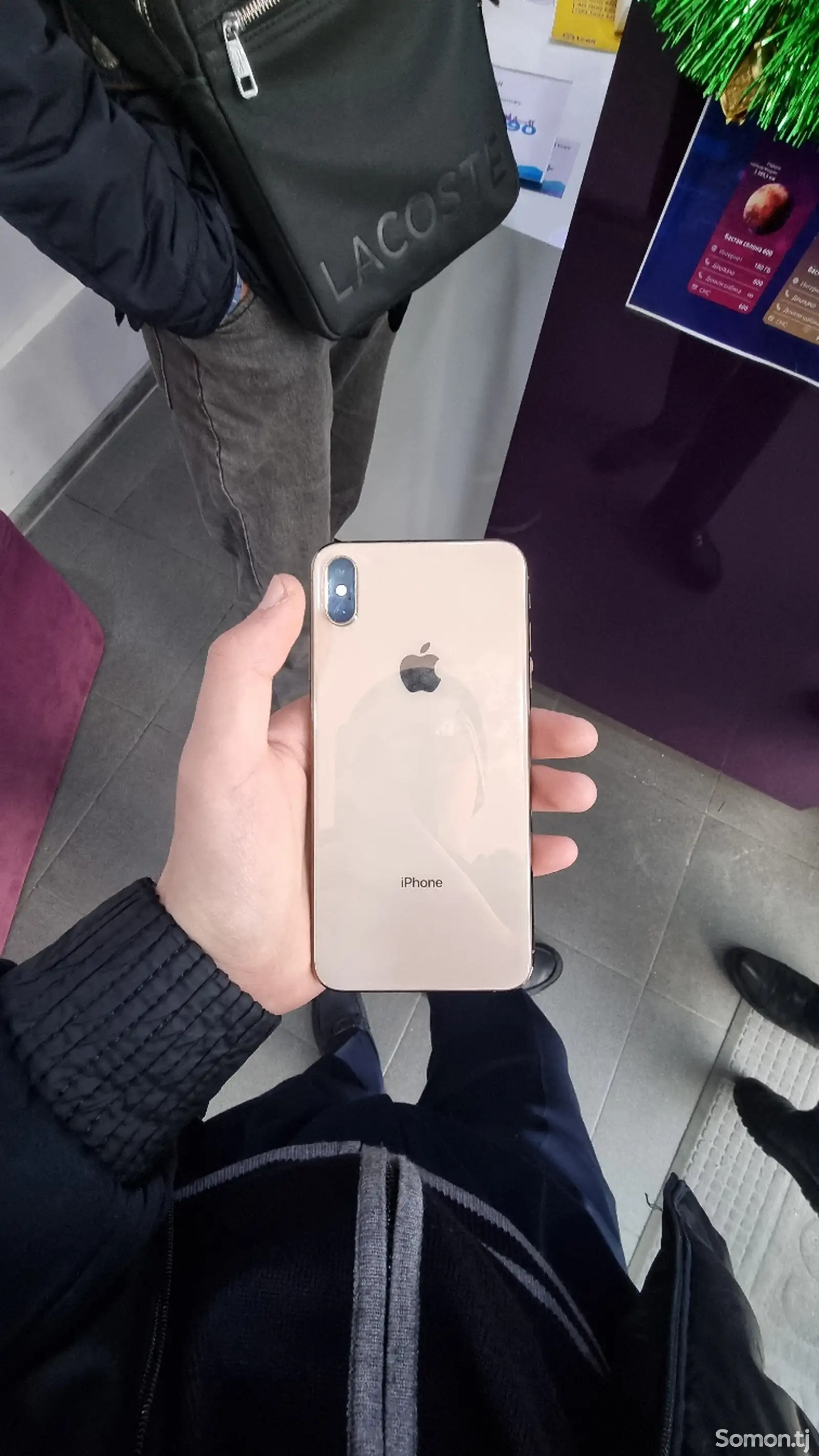 Apple iPhone Xs Max, 64 gb, Gold-1