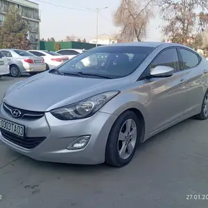 Hyundai Avante, 2012