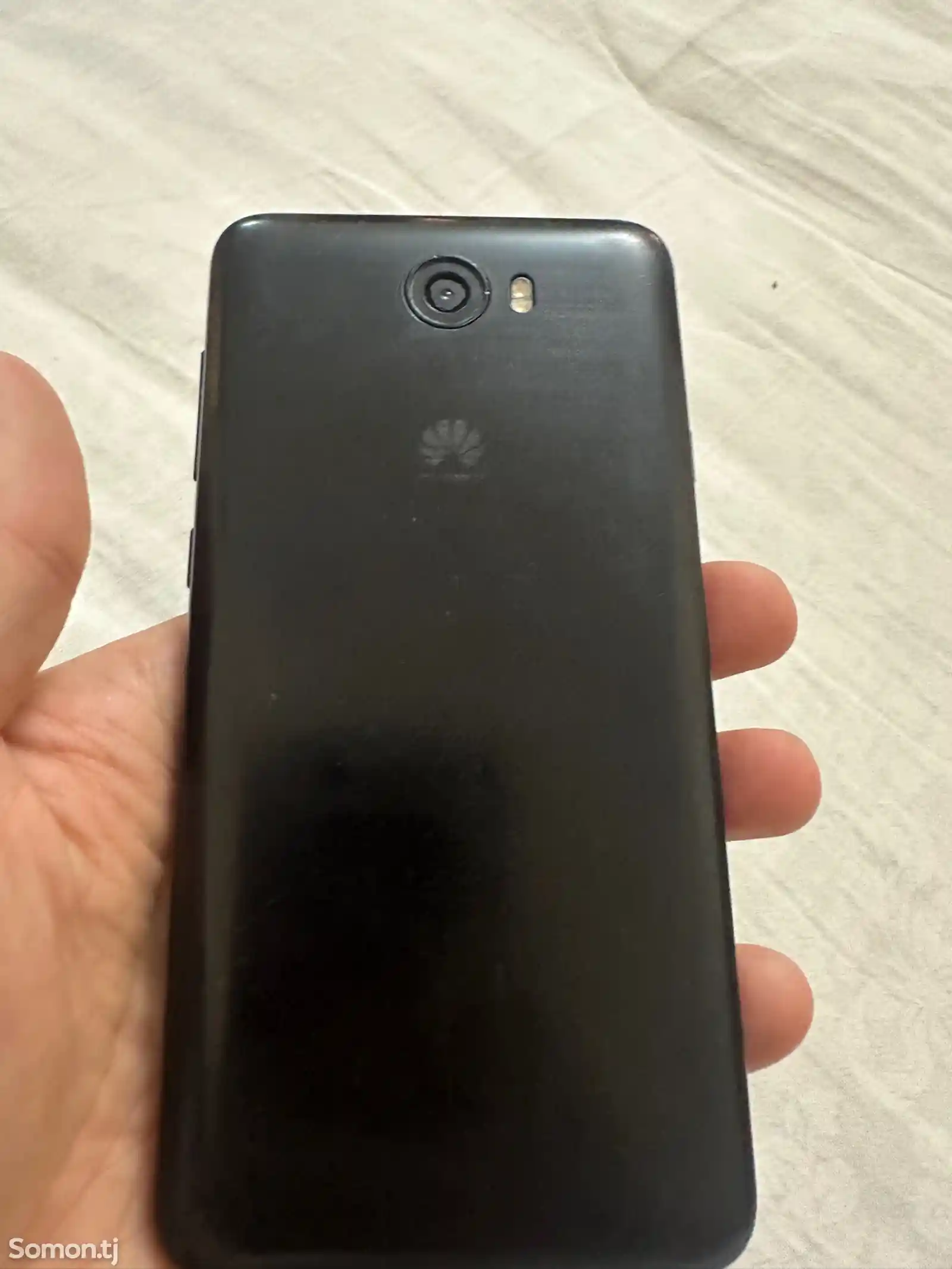 Телефон Huawei-2