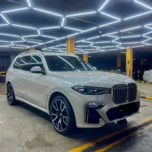 BMW X7, 2021