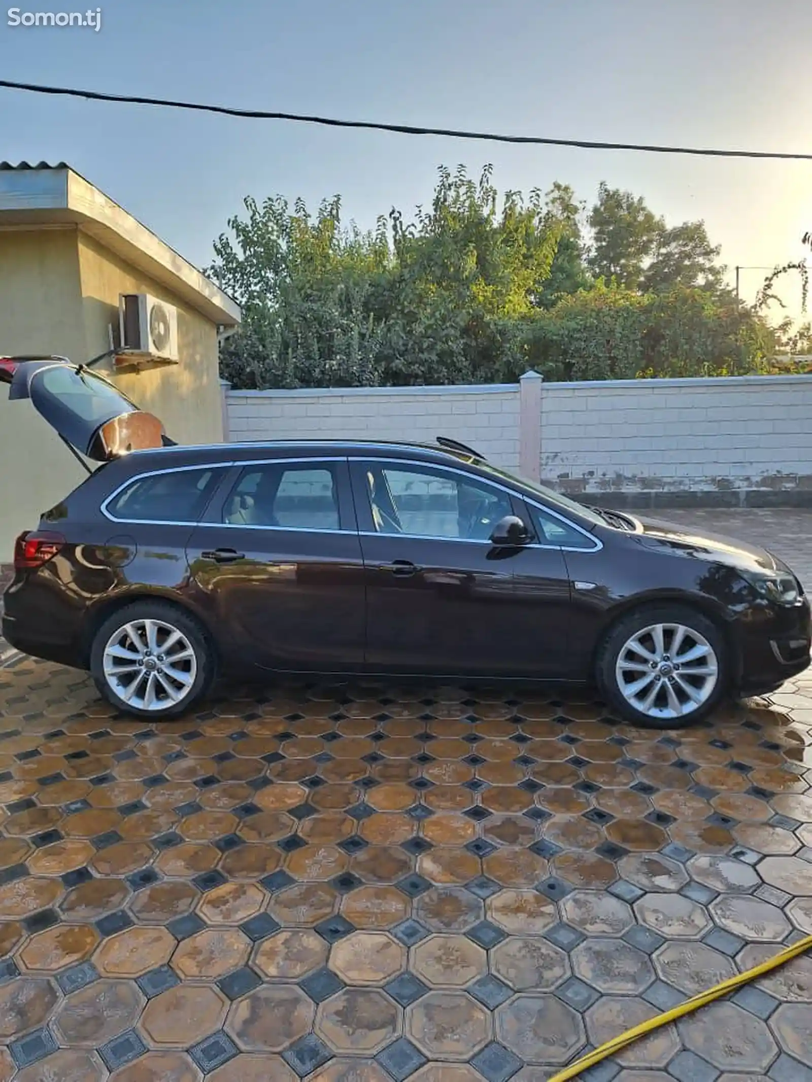 Opel Astra J, 2015-8