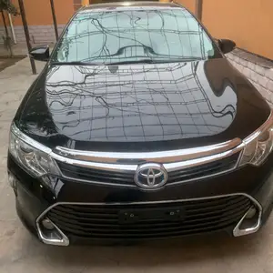 Toyota Camry, 2015