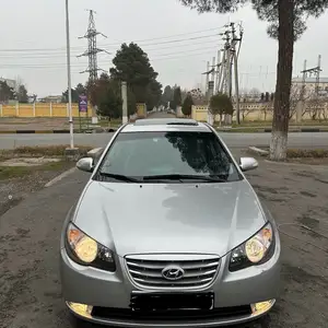 Hyundai Avante, 2010