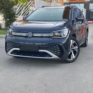 Volkswagen ID.6, 2021