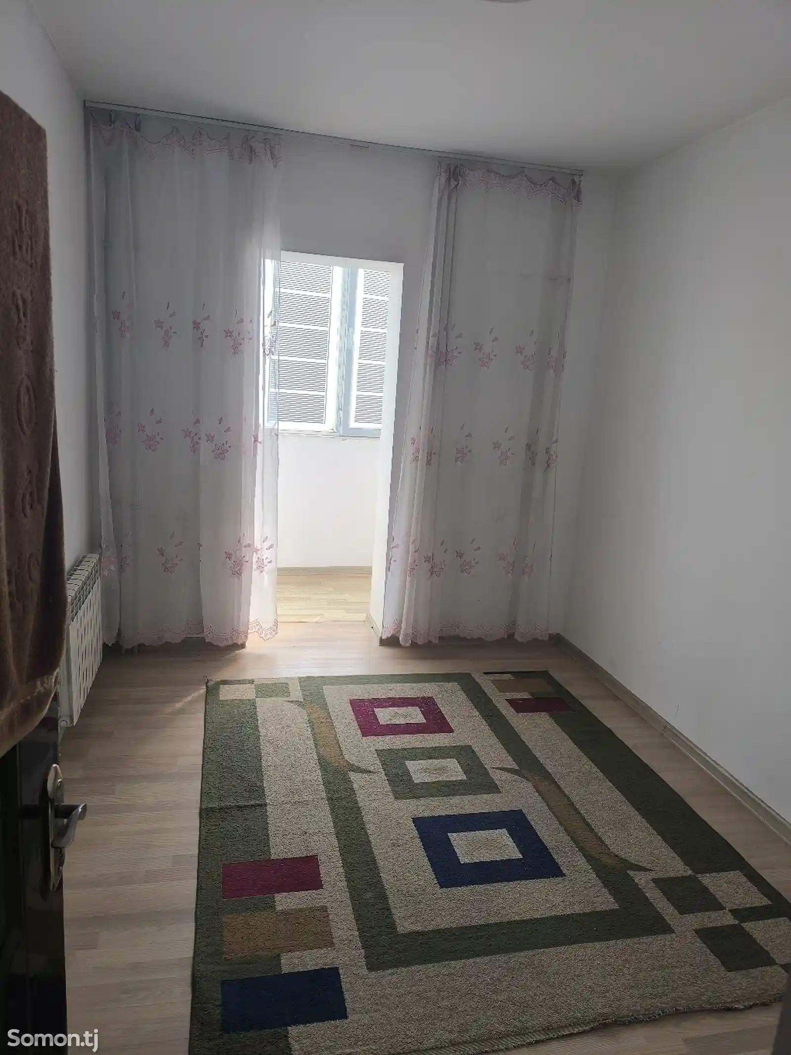 Комната в 2-комн. квартире, 11 этаж, 16м², Цирк-3