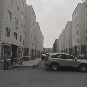 1-комн. квартира, 4 этаж, 42 м², 8 мкр