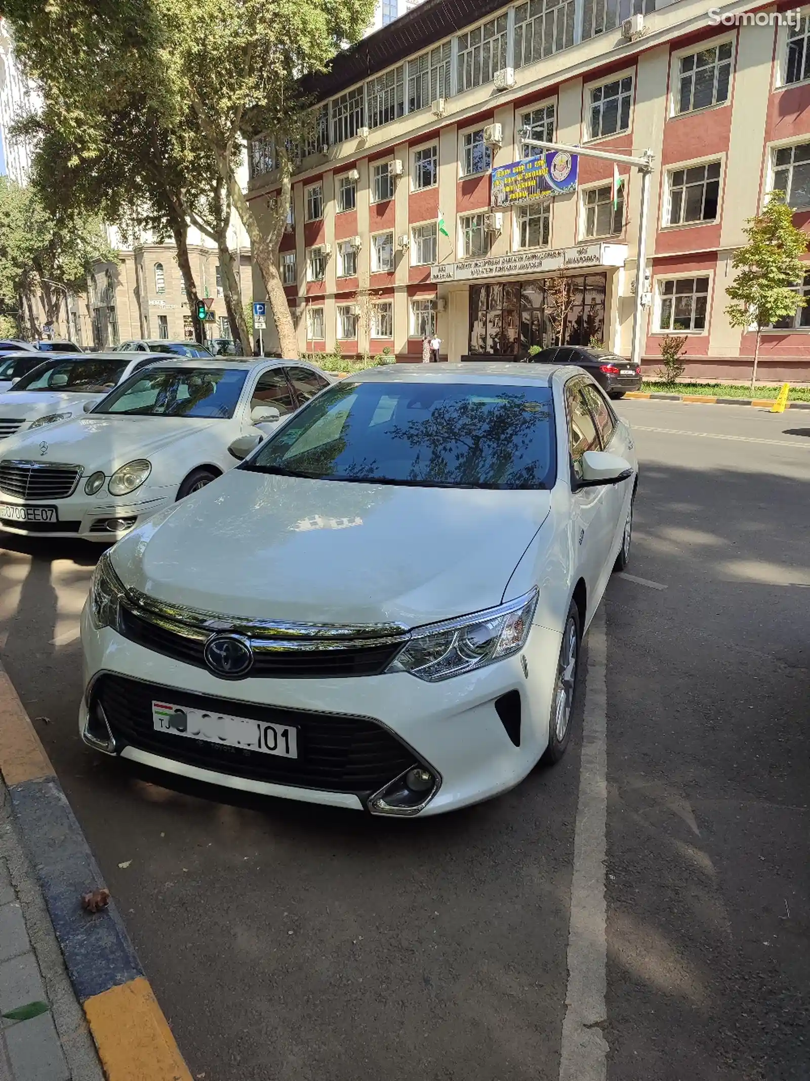 Toyota Camry, 2015-1