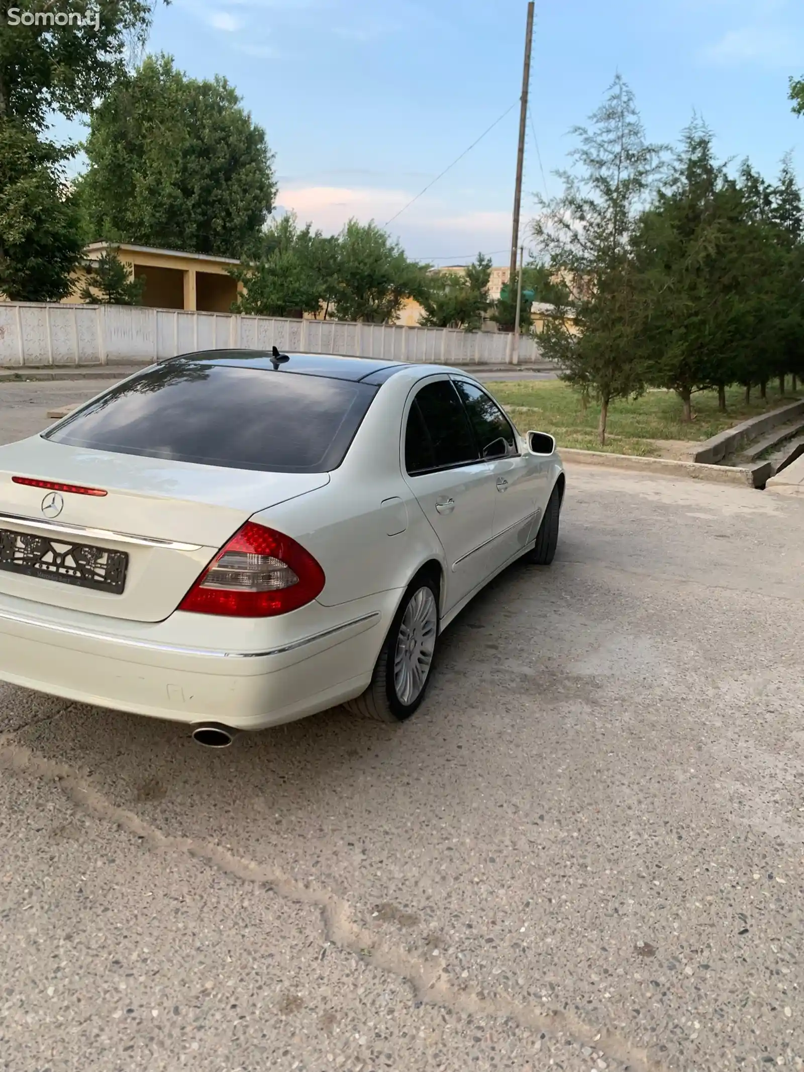 Mercedes-Benz E class, 2008-4