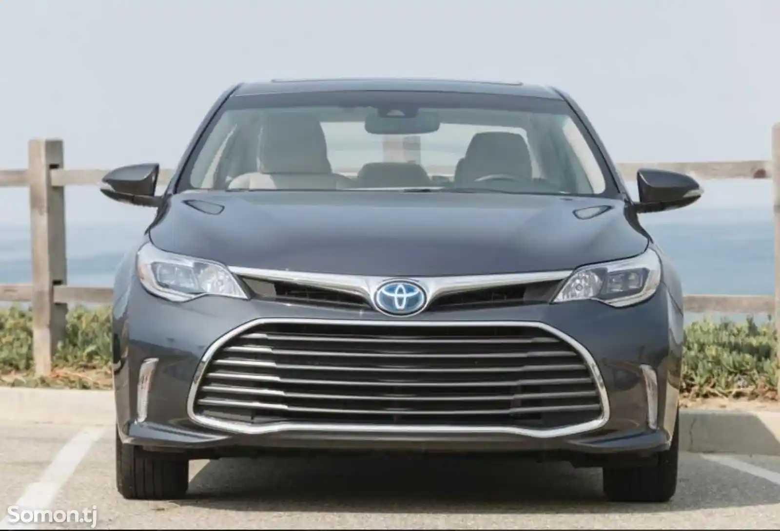 Бампер на Toyota Avalon 2016-2