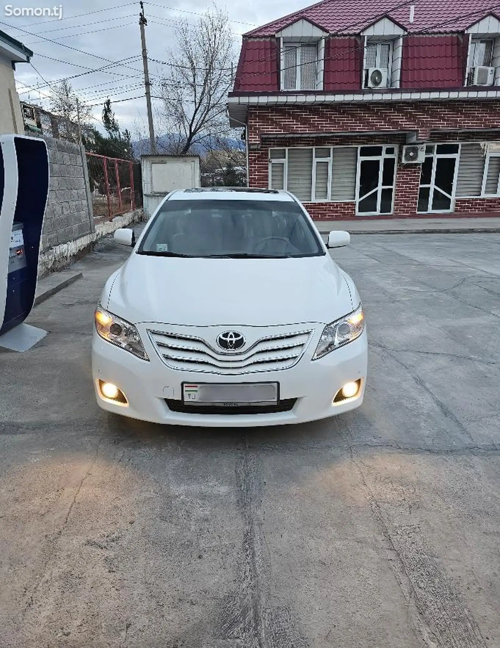 Toyota Camry, 2011-1