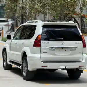 Lexus GX series, 2005