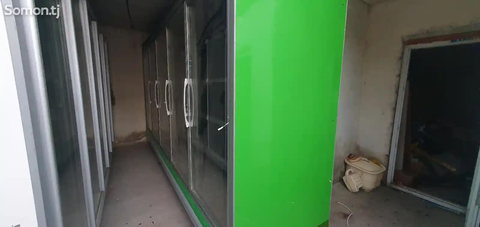 Витринный холодильник Arneg-4