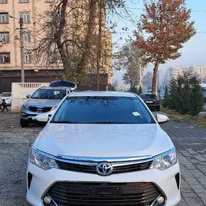 Toyota Camry, 2015