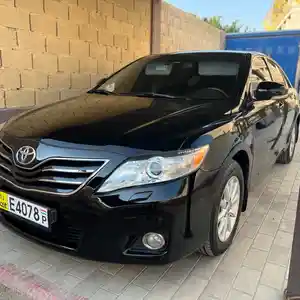 Toyota Camry, 2011