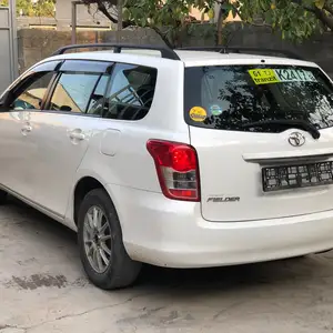 Toyota Fielder, 2011