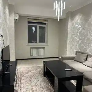 2-комн. квартира, 11 этаж, 60м², Исмоили Сомони