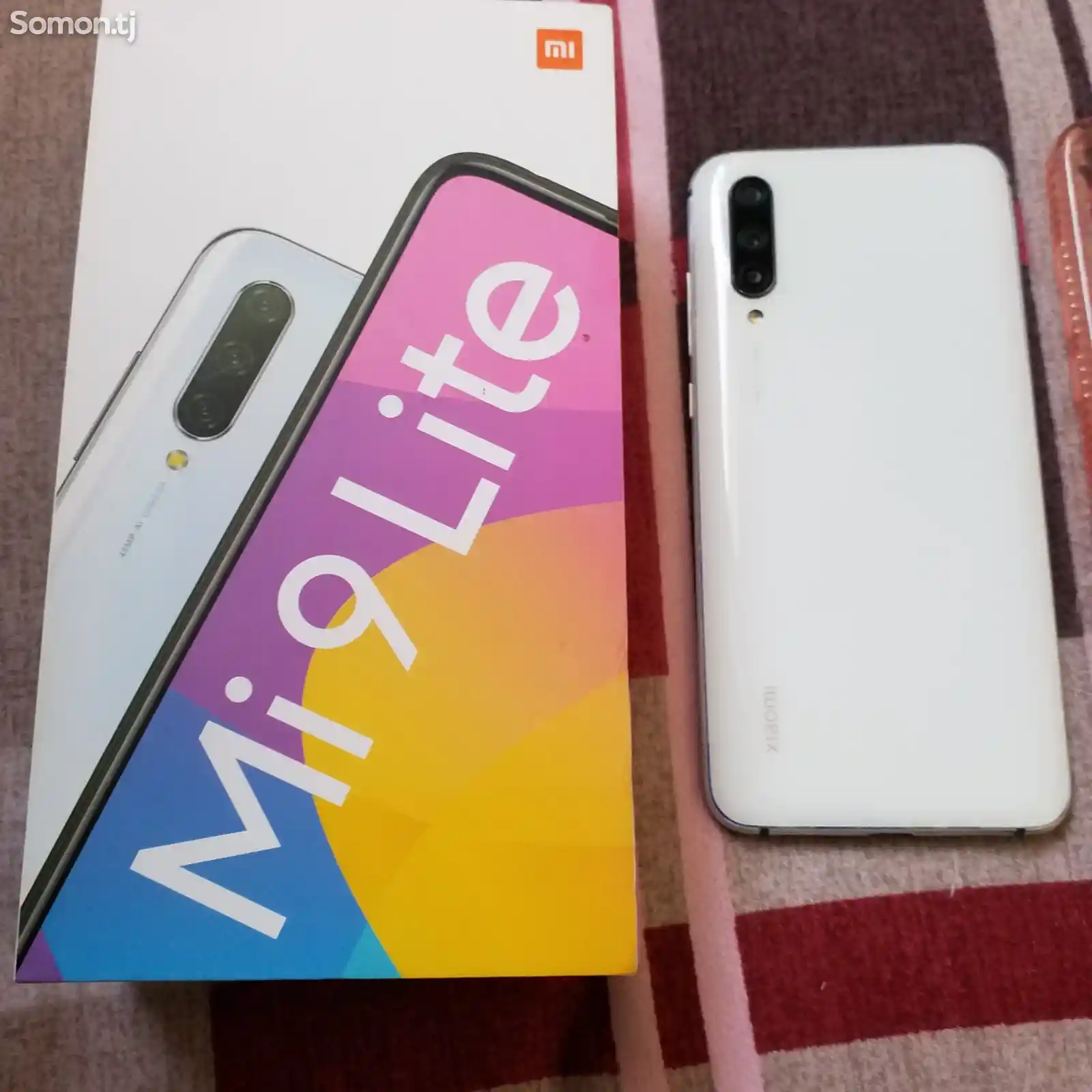 Xiaomi Mi 9 Lite 128Gb White-9