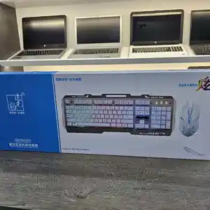 Игровая клавиатура и мышка G700