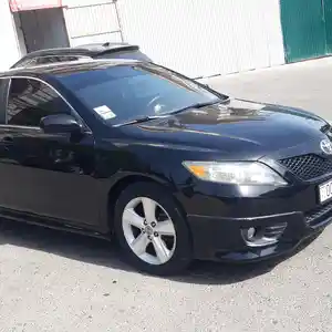 Toyota Camry, 2010