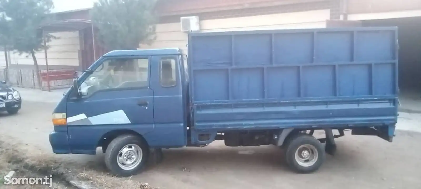 Бортовой автомобиль Hyundai Porter, 2001-1