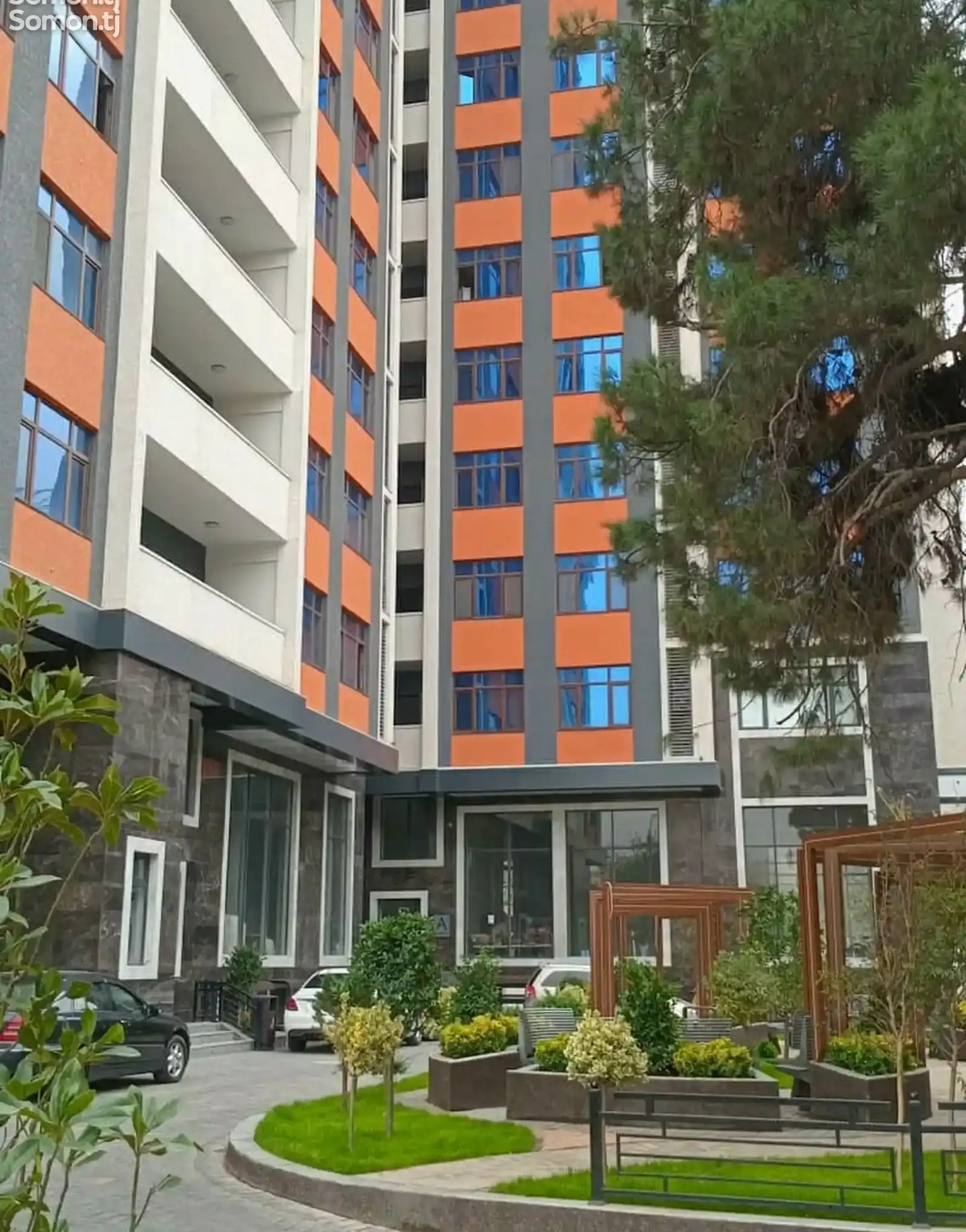 2-комн. квартира, 10 этаж, 57 м², И. Сомони-1