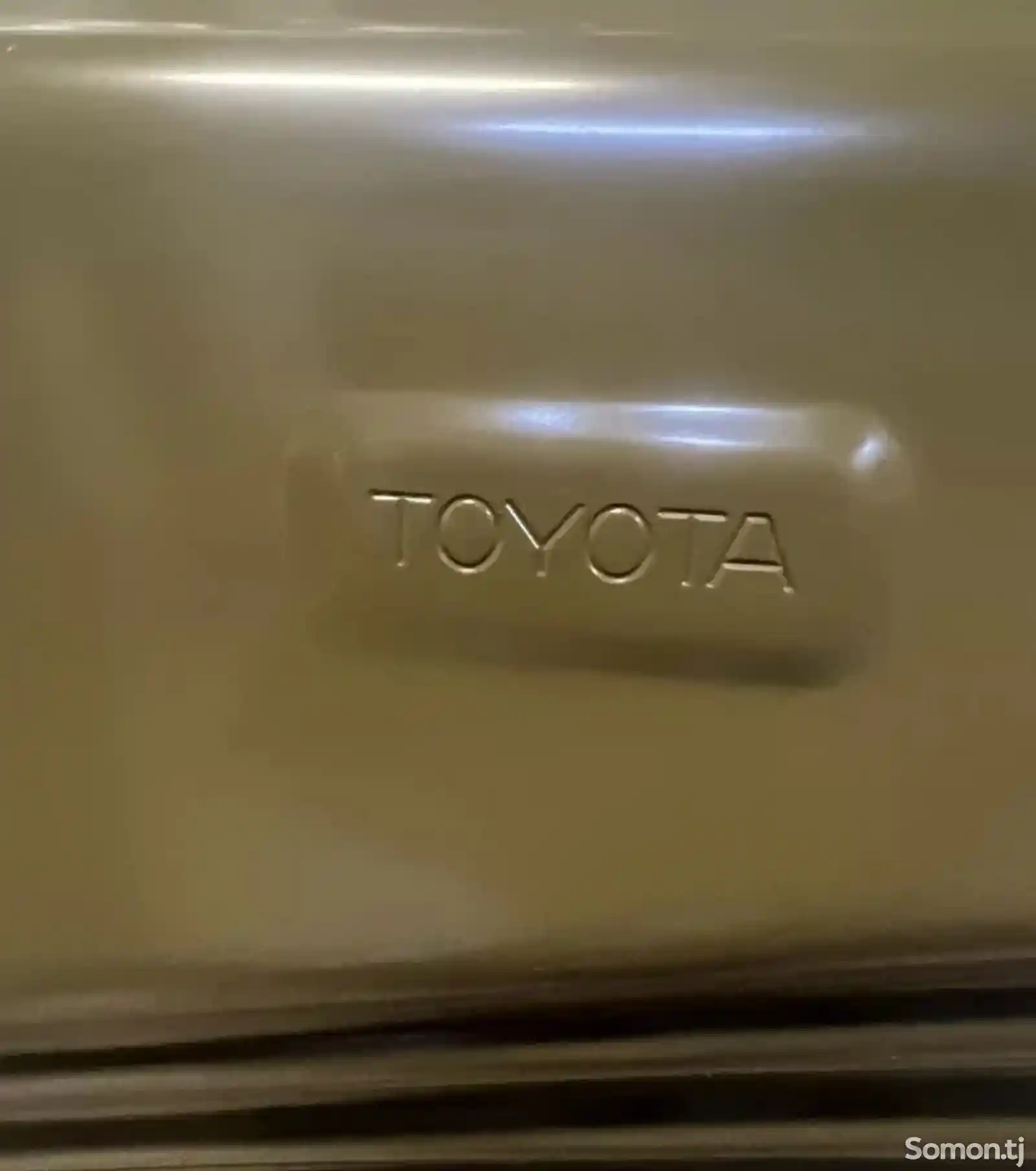 Капот на Toyota Highlander U70 2019-2024-4