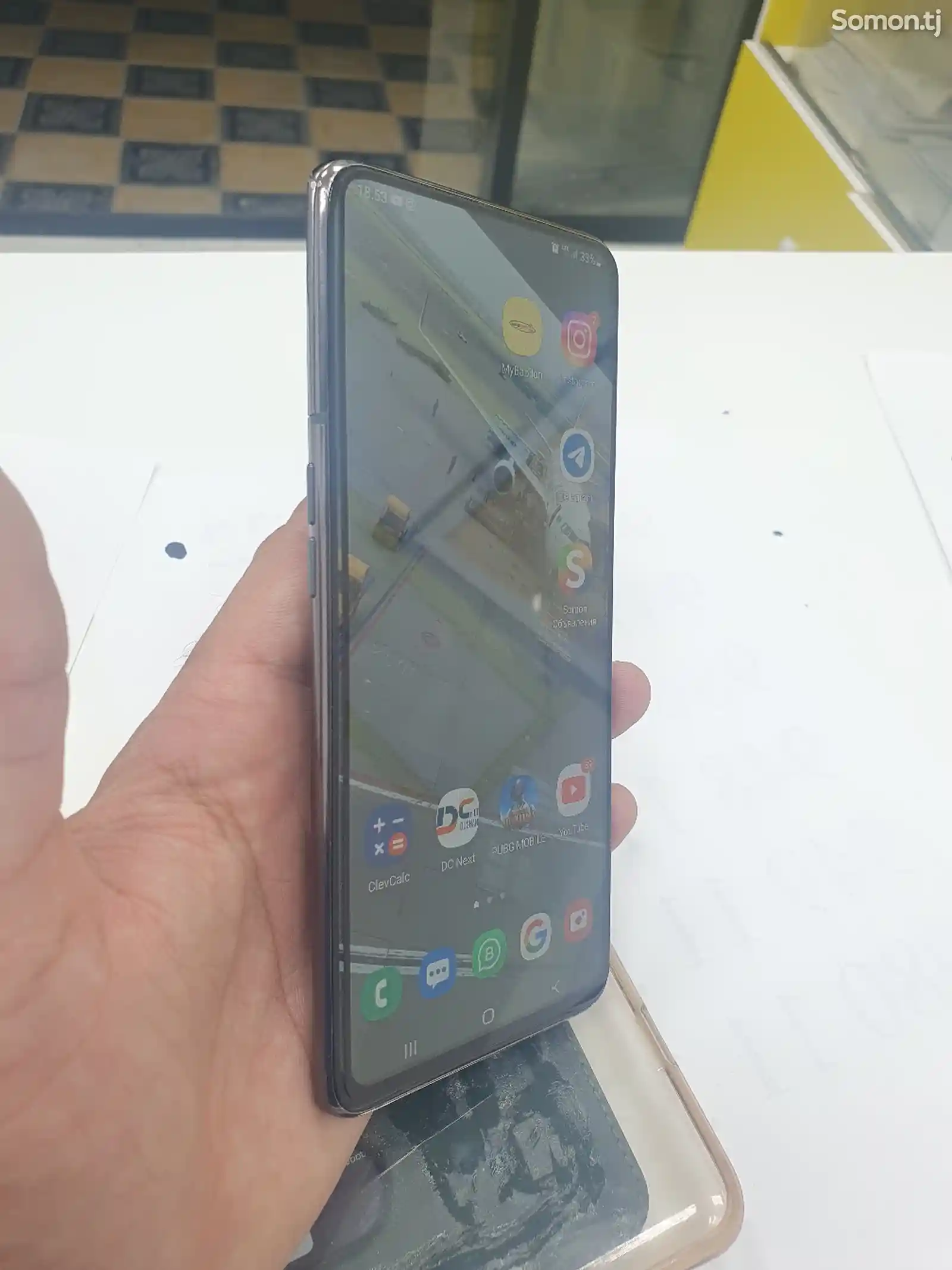 Samsung Galaxy A80-3