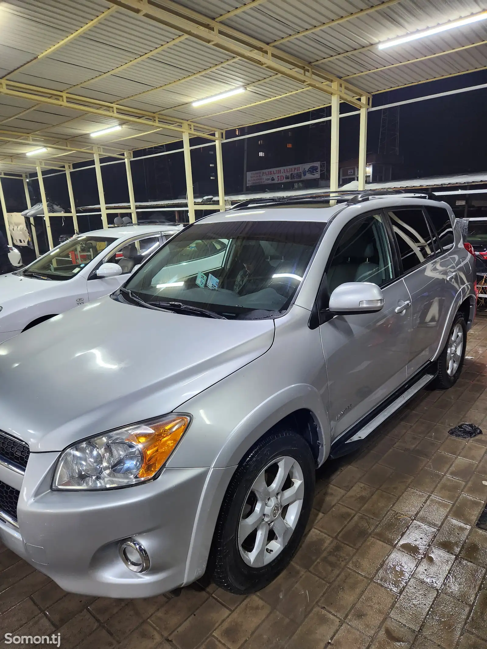 Toyota RAV 4, 2011-1