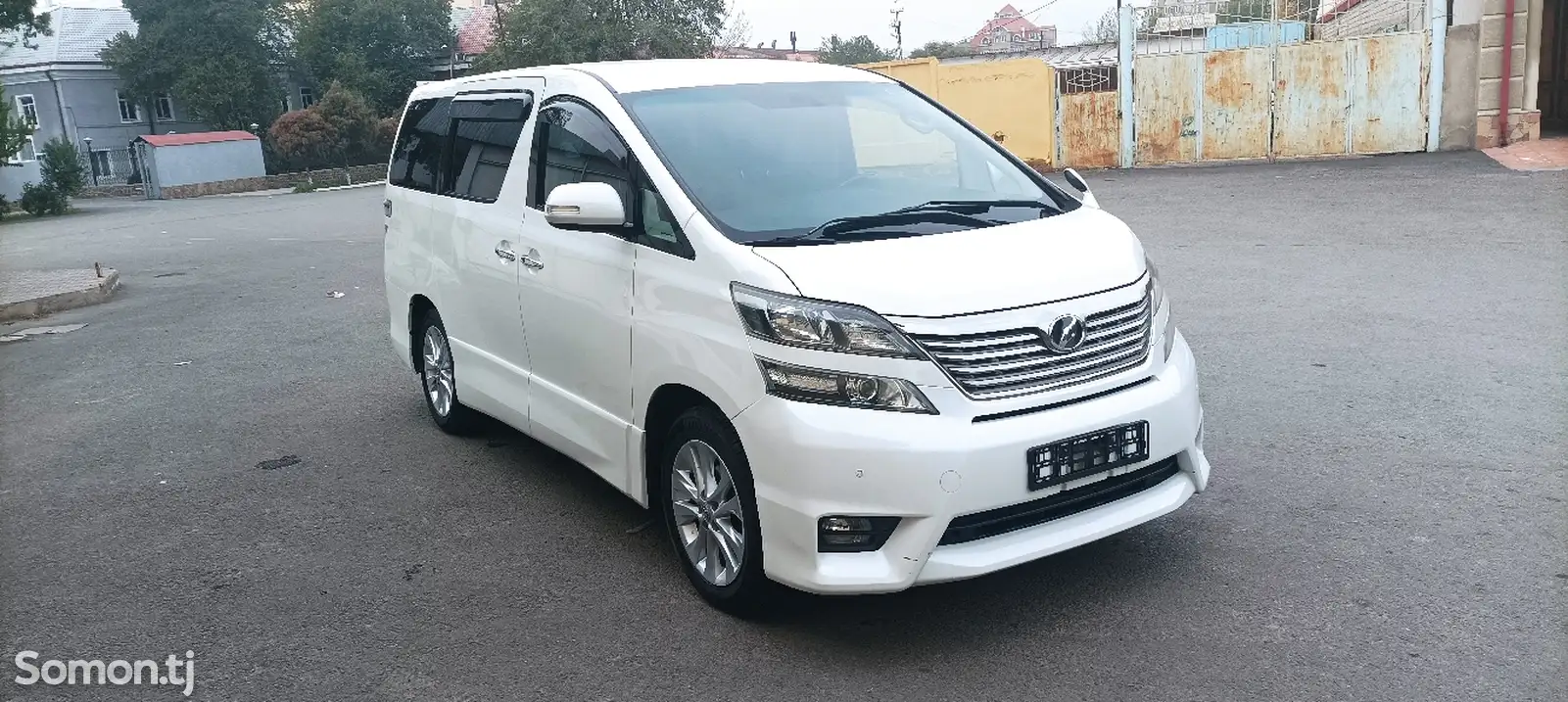 Toyota Vellfire, 2014-1