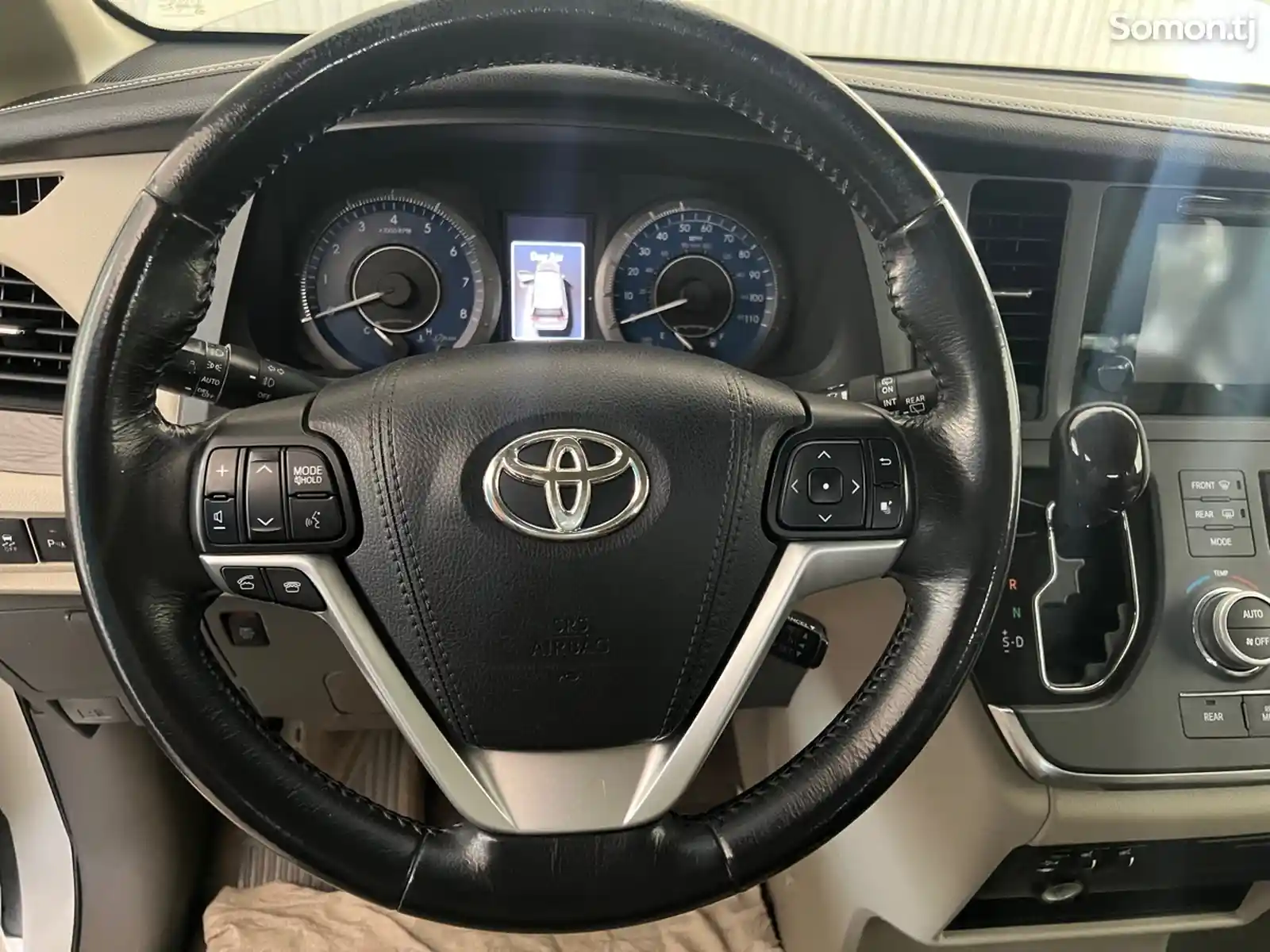 Toyota Sienna, 2015-15